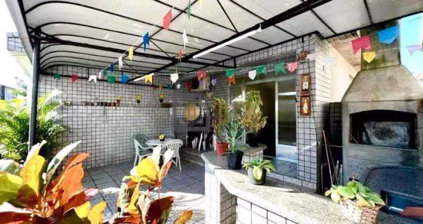 Casa com 3 quartos, Campo Grande, Santos