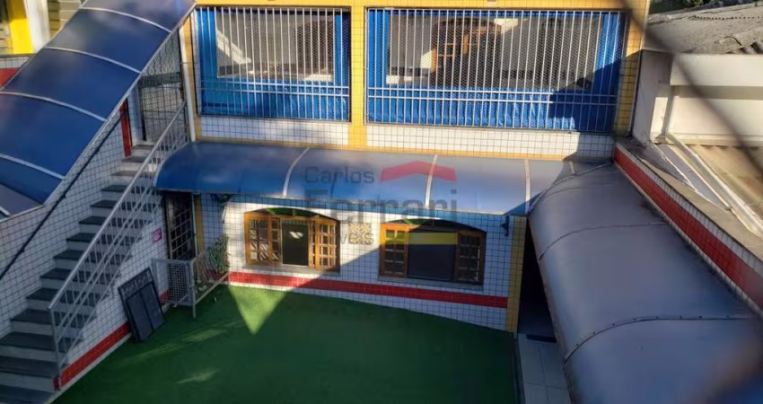 Prédio Comercial para venda ou locação em Santana, pronto para escola!