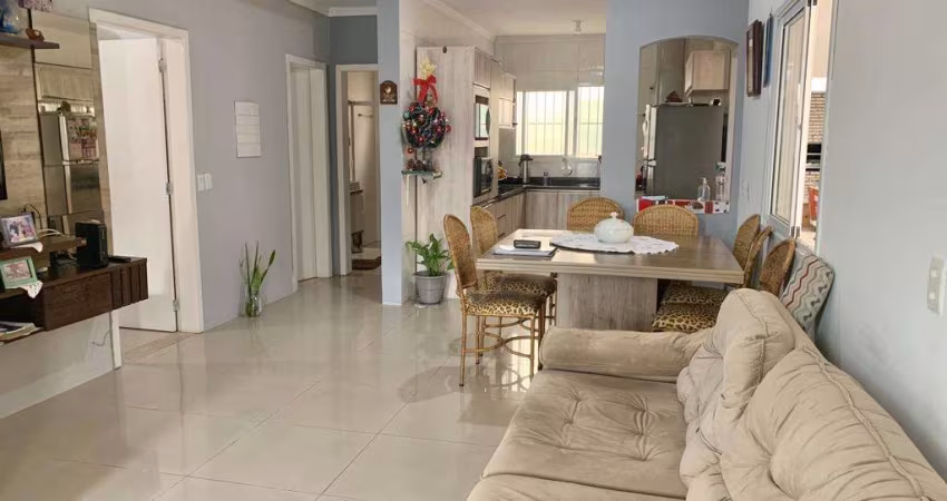 Excelente Sobrado c/ 04 dormitórios no Bairro Igara em Canoas