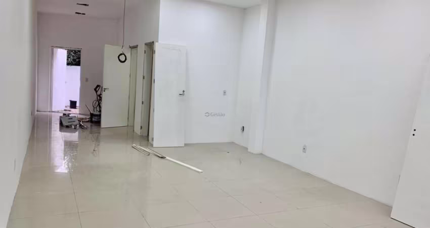 Excelente Sala Comercial c/ 143,14 m² de Área Construída