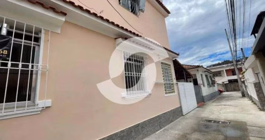 Casa à venda 2 quartos, 2 vagas, em Fonseca - Niterói - RJ