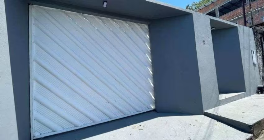 Linda Casa Reformada com 2 quartos - Novo Aleixo - Manaus - AM