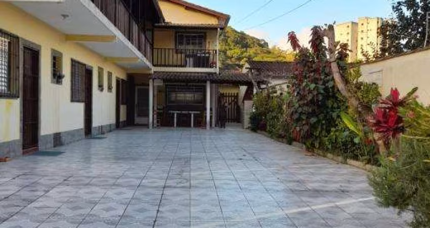 Casa com 6 quartos à venda no Prainha, Caraguatatuba 