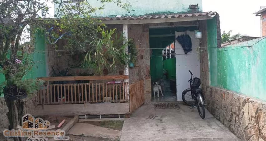 Casa com 2 quartos à venda no Perequê Mirim, Caraguatatuba 