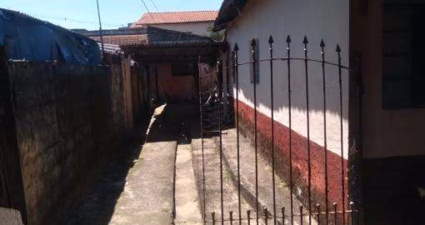 Casa com 2 quartos à venda no Parque Urupês, Taubaté 