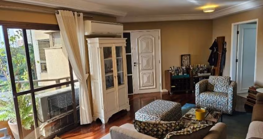 Apartamento tipo para venda com 3 quartos, sendo 3 suítes, 136m²
