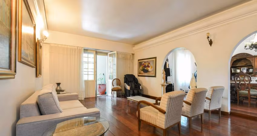 Apartamento tipo para venda com 3 quartos, sendo 1 suíte, 292m²
