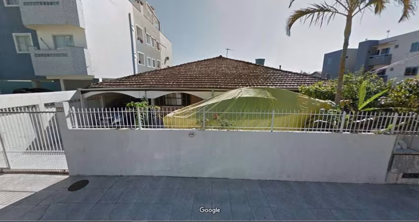 Casa para Venda em Florianópolis, Ingleses do Rio Vermelho, 3 dormitórios, 2 suítes, 1 banheiro, 4 vagas