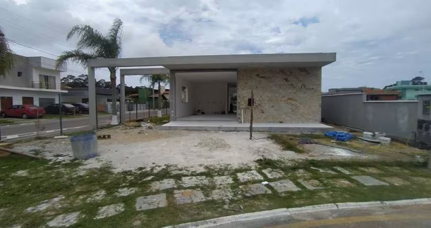 Casa para Venda em Florianópolis, São João do Rio Vermelho, 3 dormitórios, 2 suítes, 1 banheiro, 1 vaga