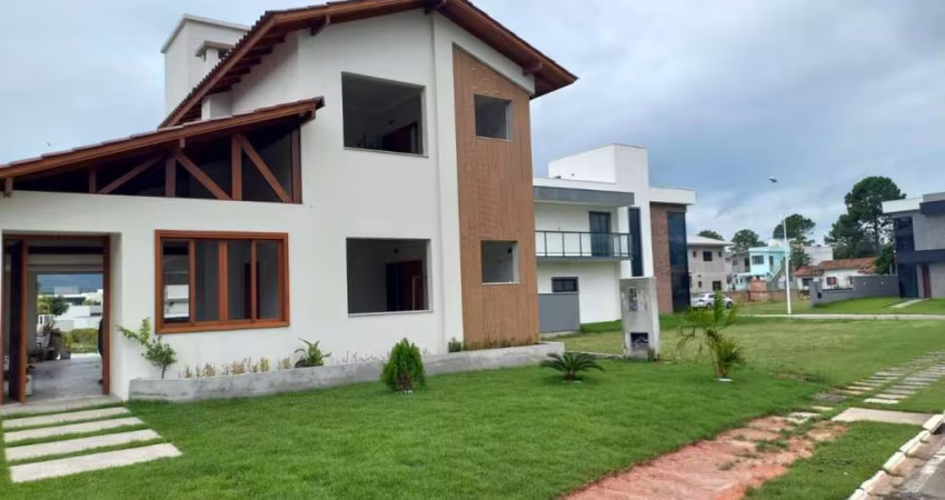 Casa para Venda em Florianópolis, São João do Rio Vermelho, 5 dormitórios, 4 suítes, 3 banheiros, 4 vagas
