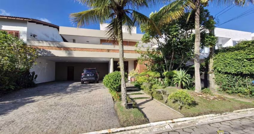 Sobrado com 4 suítes à venda, 370 m² por R$ 2.400.000,00 - Acapulco - Guarujá/SP
