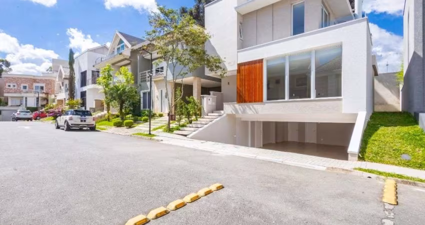 Casa com 2 suítes e 2 demi-suíte à venda, 292 m² por R$ 2.390.000 - Pilarzinho - Curitiba/PR