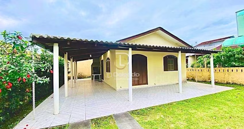 Casa com terreno grande matinhos