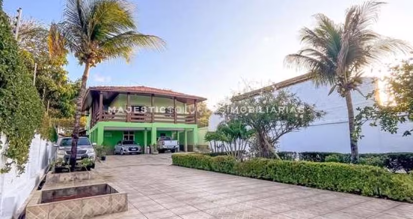 Vendo casa na praia do araçagy com 8 Quartos e varanda vista mar