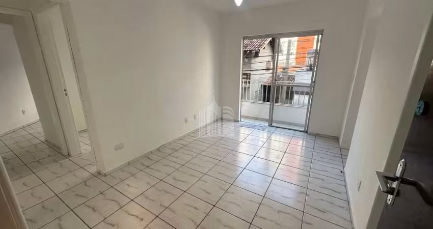 Apartamento com 2 quartos e 1 vaga de garagem no Centro Balneário Camboriú