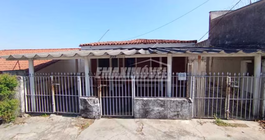 Casa com 4 Quartos sendo 1 suíte e Edícula no Jd. Simus