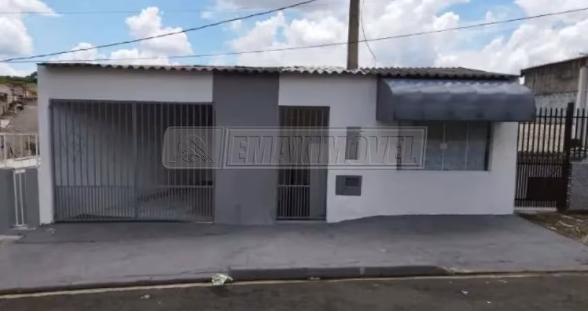 Casa com 2 Quartos e 1 sala comercial - Vila Santa Rita