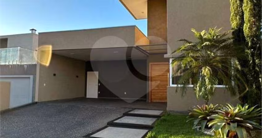 Condomínio com 3 quartos à venda ou para locação em Residencial Villaggio Iii - SP