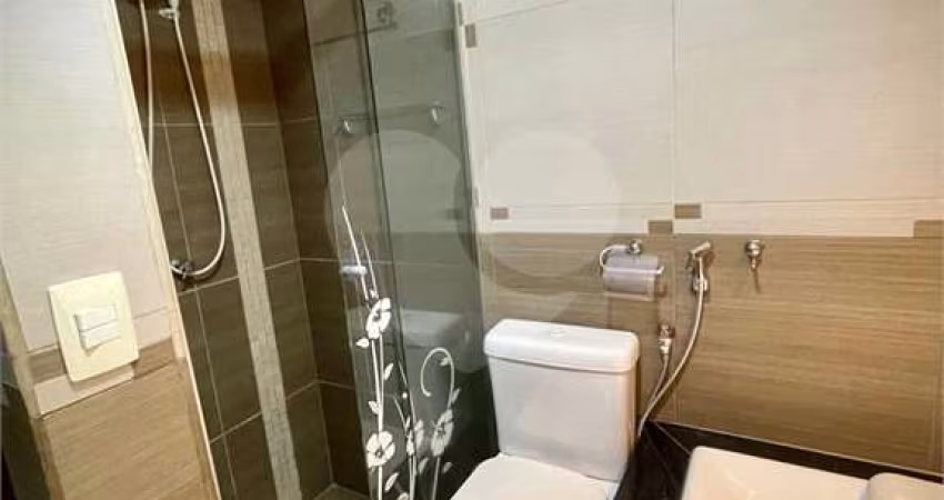 Duplex com 2 quartos para locação em Jardim Infante Dom Henrique - SP