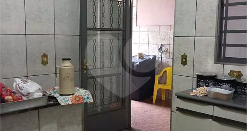 Casa com 3 quartos à venda em Vila Industrial - SP