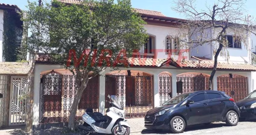 Sobrado de 323m² com 3 quartos em Jardim São Paulo