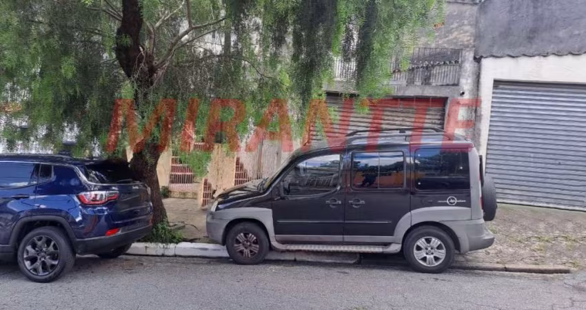 Casa terrea de 200m² com 2 quartos em Água Fria