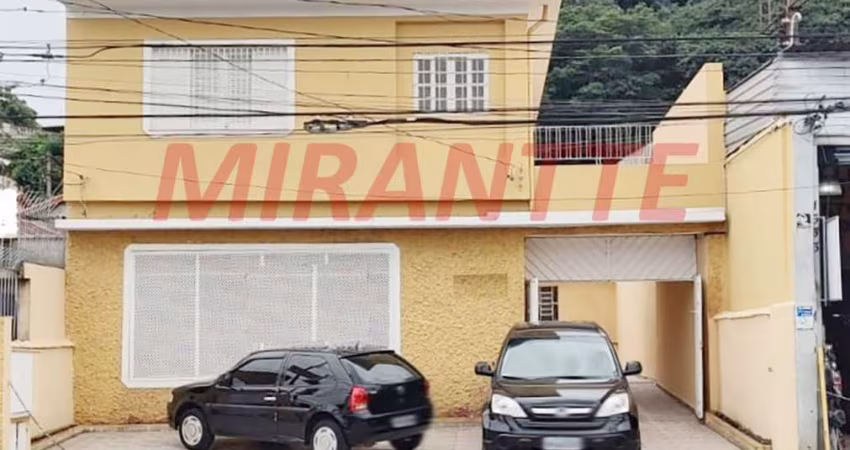 Comercial de 210m² em Limão