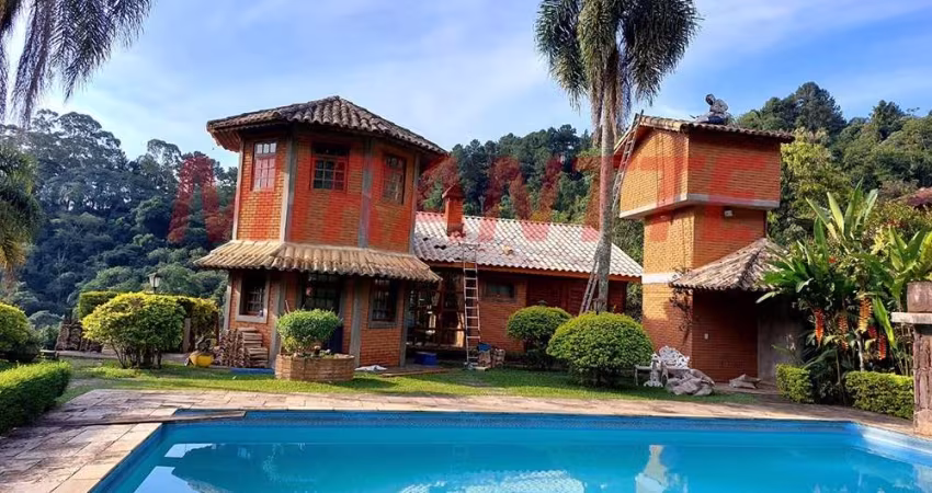 Sobrado de 272m² com 3 quartos em Rancho Grande