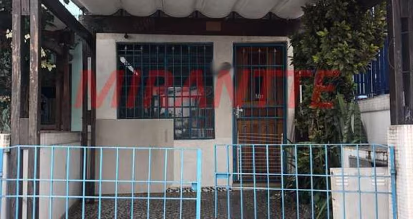 Sobrado de 101m² com 2 quartos em Água Fria