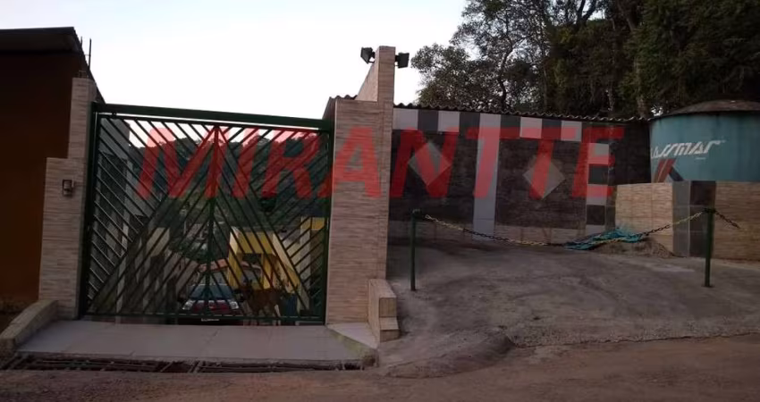 Casa terrea de 145m² com 3 quartos em Serra Da Cantareira