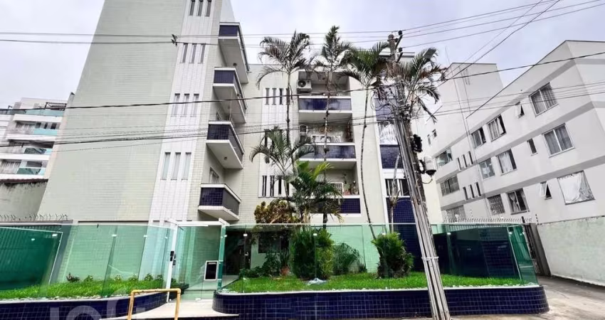 Apartamento à venda em Trindade com 67 m², 2 quart