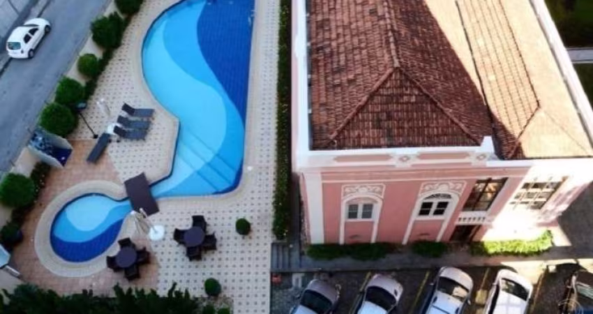 Apartamento de 4 dormitórios na Beira Mar Norte