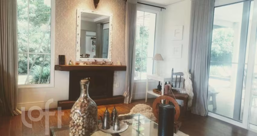 Casa à venda em Saco Grande com 330 m², 4 quartos,
