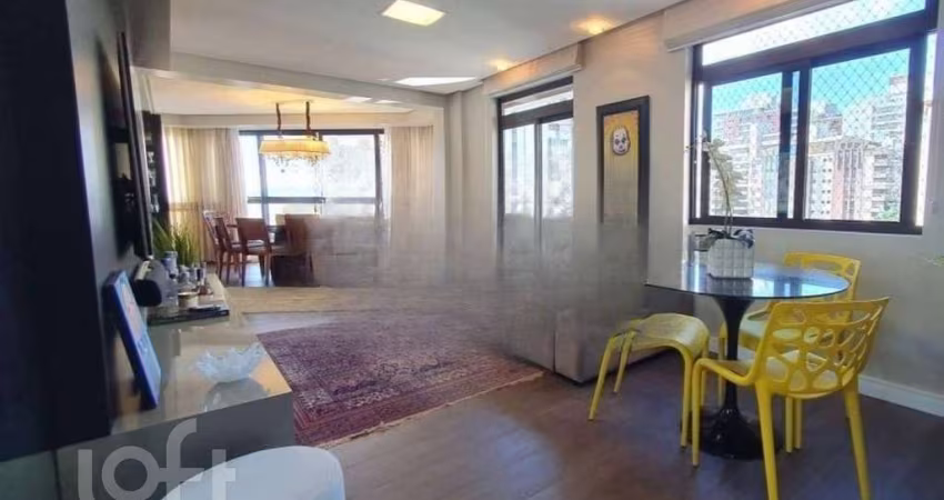 Apartamento à venda em Agronômica com 162 m², 3 qu