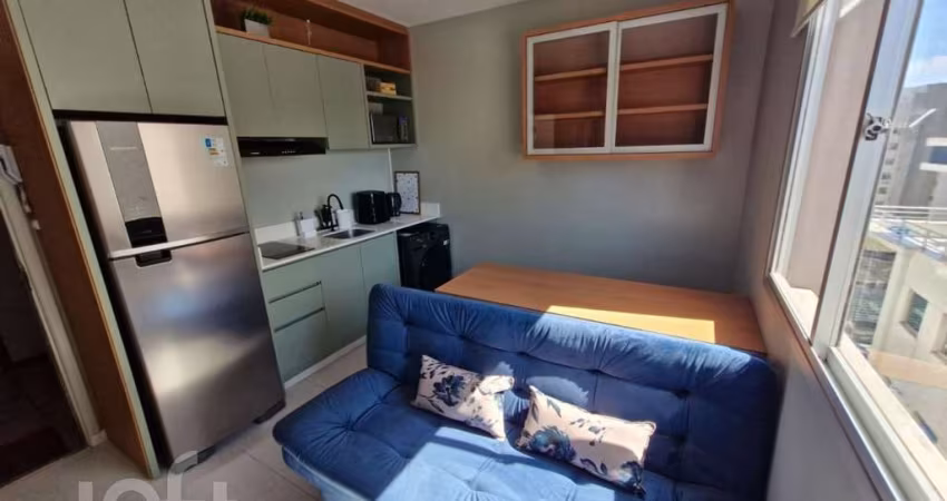 Apartamento à venda em Centro com 27 m², 1 quarto,