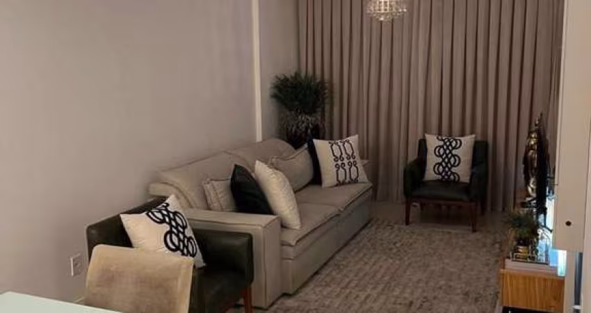 Apartamento à venda em Centro com 95 m², 3 quartos