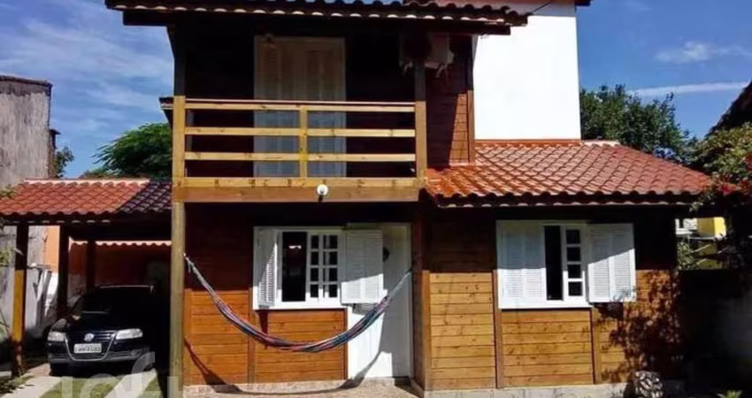 Casa à venda em Campeche Sul com 70 m², 3 quartos,
