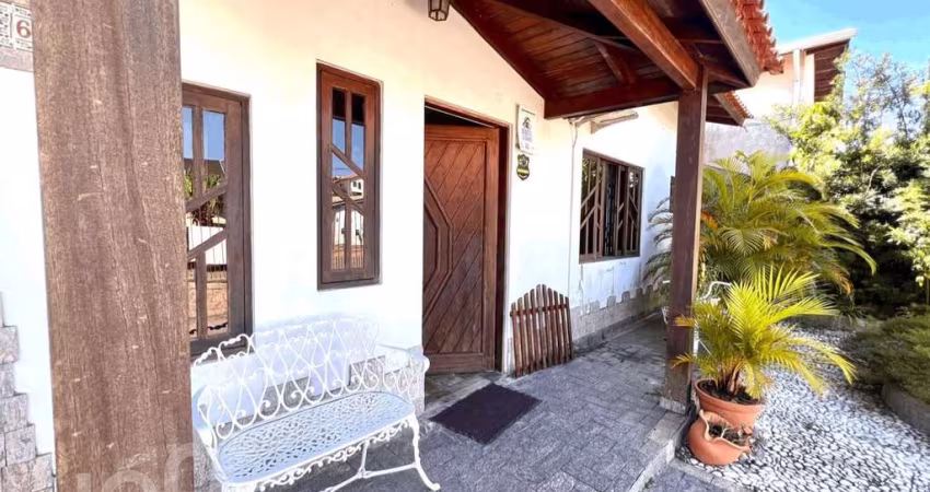 Casa à venda em Jardim Atlântico com 144 m², 2 qua
