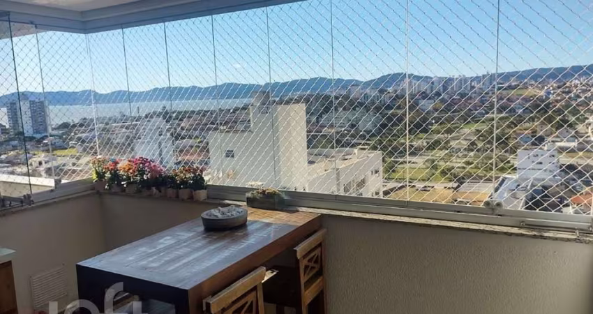 Apartamento à venda em Barreiros com 97 m², 3 quar