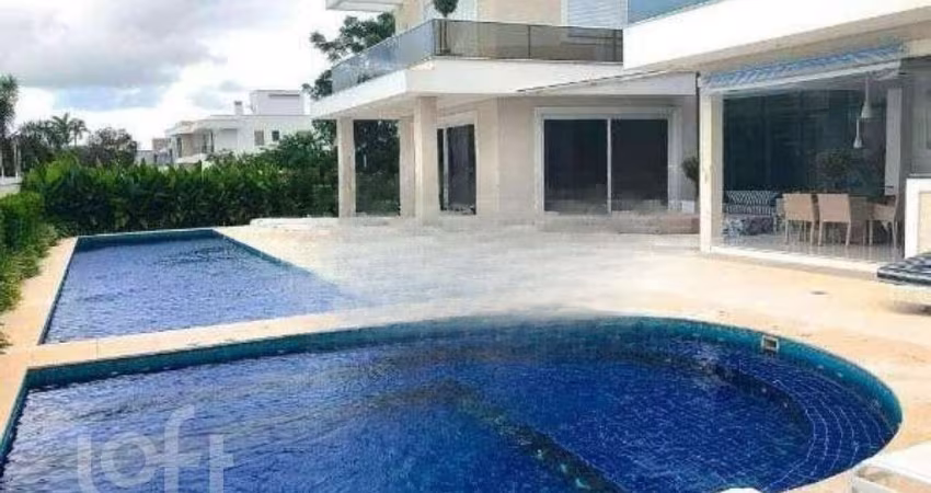 Casa à venda em Jurere Oeste com 1100 m², 9 quarto