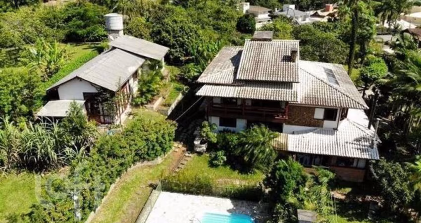 Casa à venda em Santo Antônio de Lisboa com 452 m²