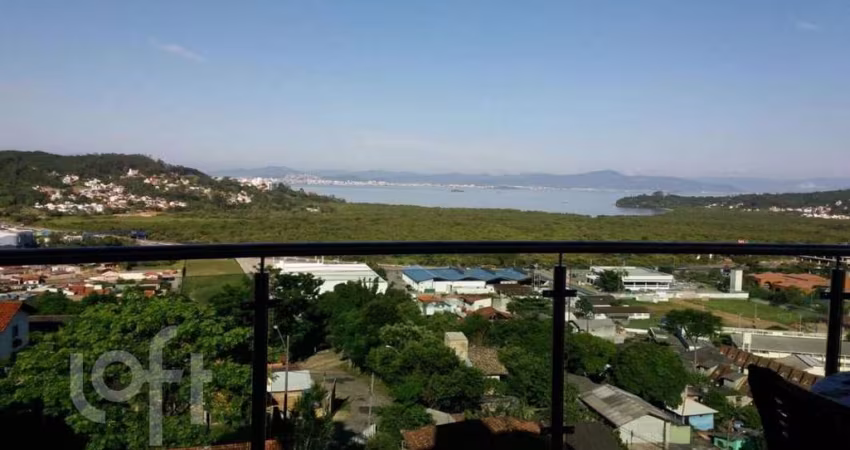 Casa à venda em Saco Grande com 350 m², 4 quartos,