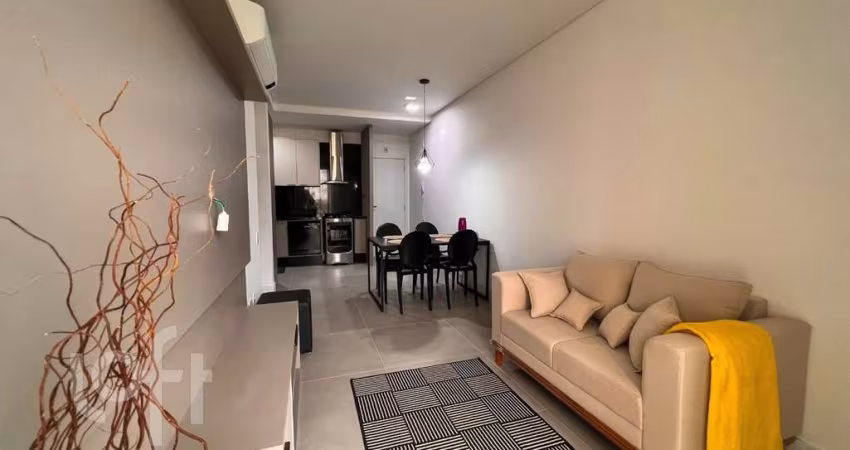 Apartamento à venda em Córrego Grande com 47 m², 1