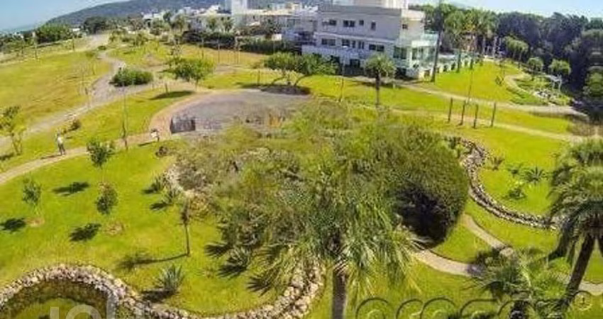 Casa à venda em Jurere Oeste com 420 m², 6 quartos