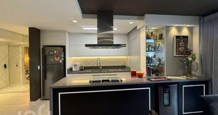 Apartamento à venda em Saco Grande com 93 m², 3 qu