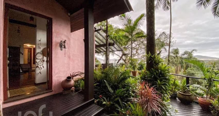 Casa à venda em Porto da Lagoa com 264 m², 6 quart