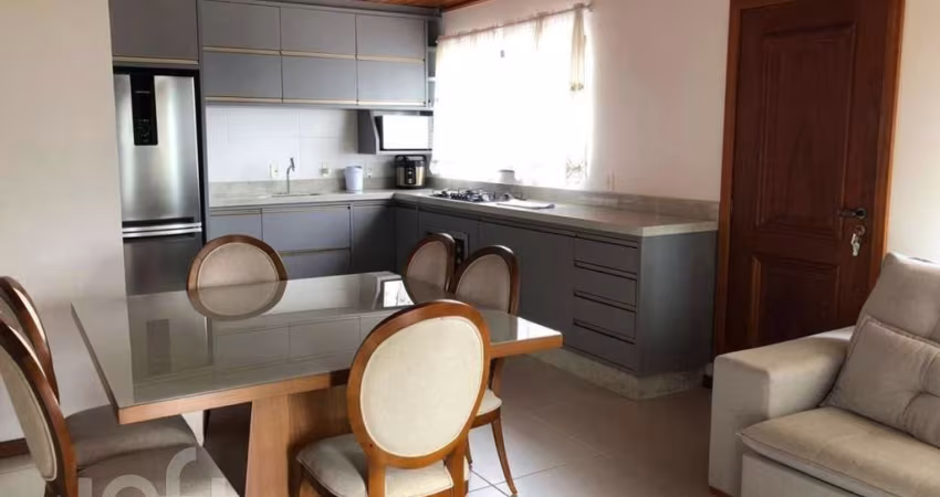 Casa à venda em Alto Ribeirão Leste com 120 m², 2