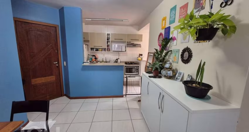 Apartamento à venda em Costeira do Pirajubaé com 5