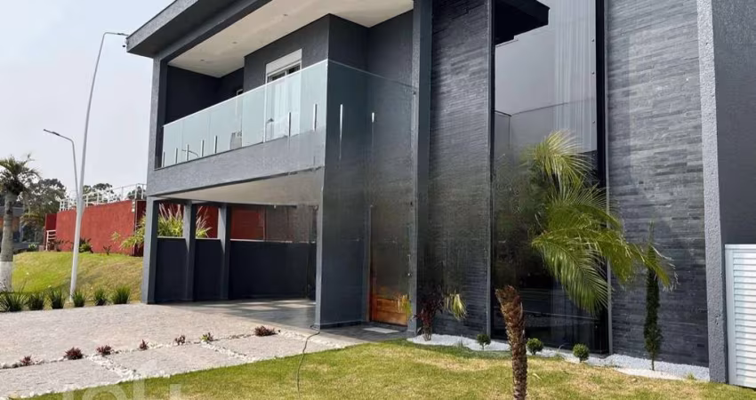 Casa à venda em Vargem Pequena com 300 m², 4 quart