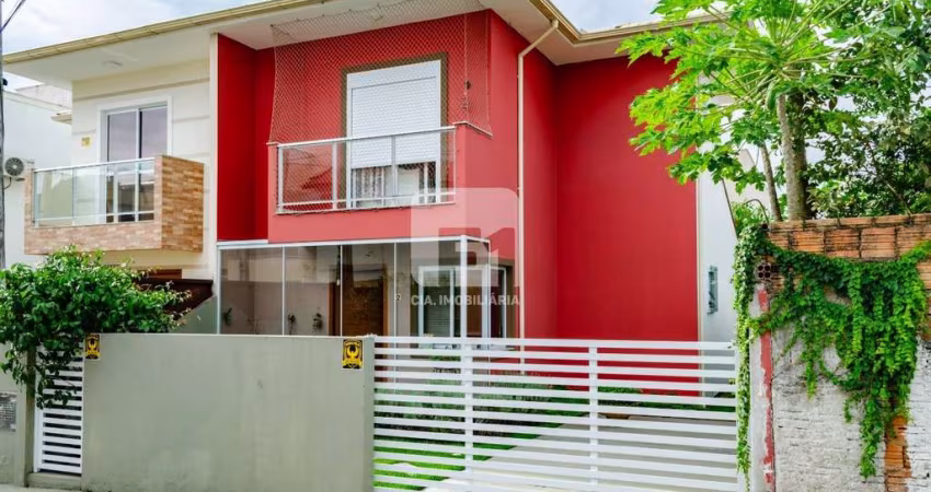 Casa de 3 dormitórios nos Ingleses
